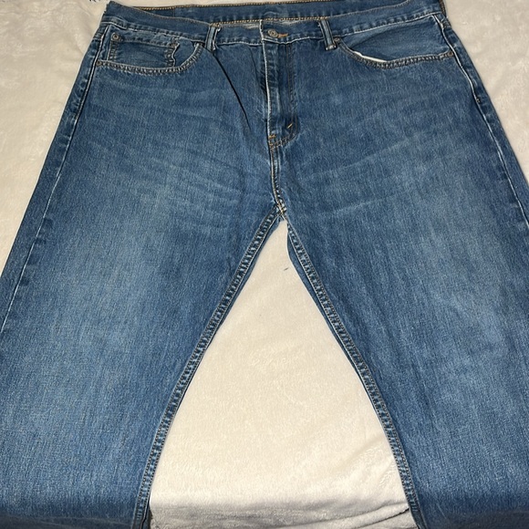 Levi Strauss 38/32 Straight Jeans - Picture 6 of 7